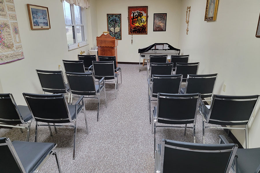 chapel room for church services at senior living facility lincoln illinois