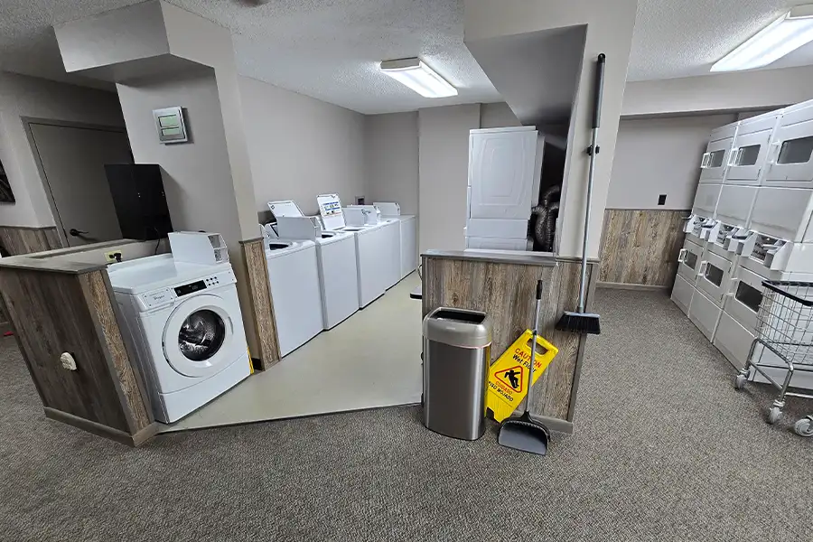 on-site laundry room friendship manor lincoln il